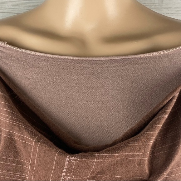 Unique Addict Clothing Company Shirt - Picture 2 of 12